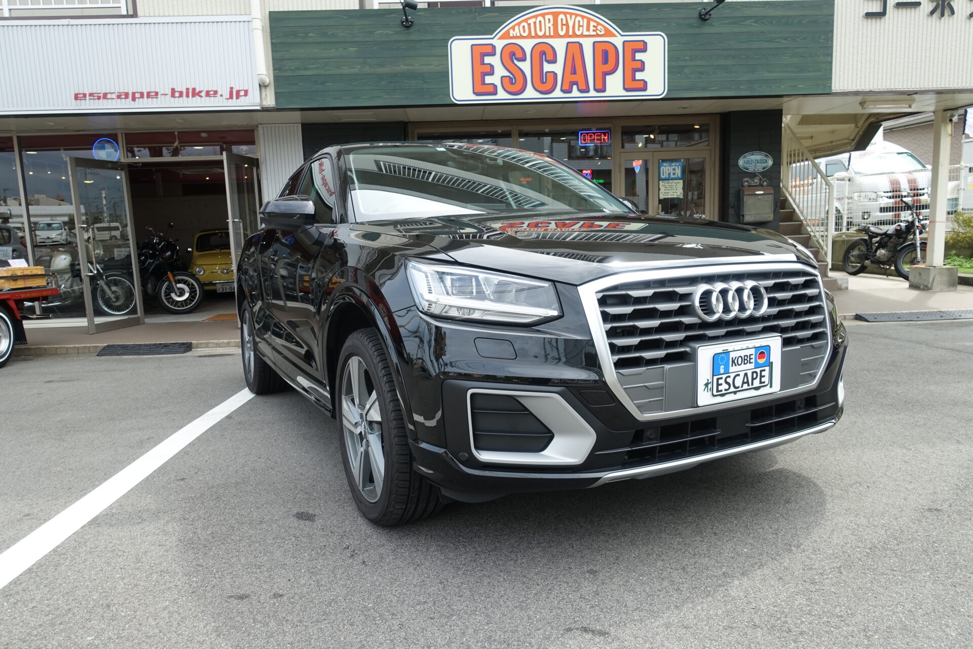 アウディ Ｑ２ハッシュタグ ツーリングリミテッド １５０台 限定車