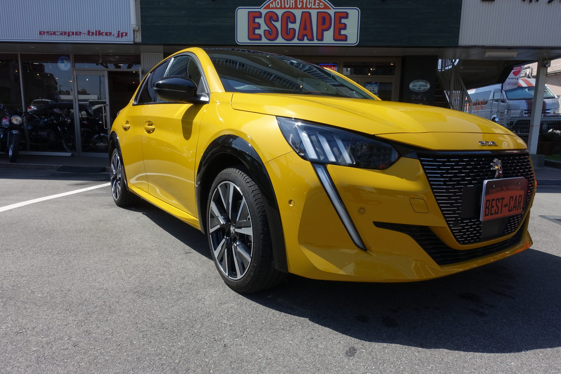 プジョー208 GTライン